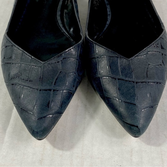 Sigerson Morrison Leather Slingback Sandal - Picture 9 of 10